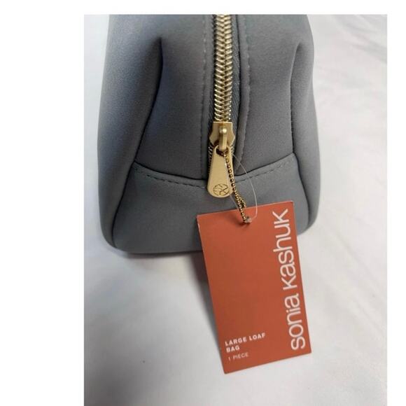 Sonia Kashuk makeup bag in gray - Picture 3 of 5